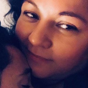 Meet your Posher, Estela